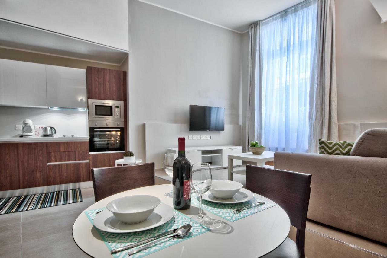 Spinola Park Heights Apartment Saint Julian's ภายนอก รูปภาพ