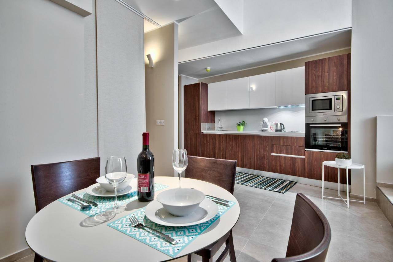 Spinola Park Heights Apartment Saint Julian's ภายนอก รูปภาพ